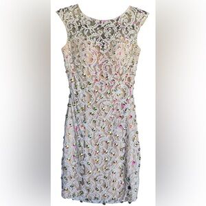 Vienna Prom Elegant Lace Dress with Multicolor Sequins Above Knee‎ Size 6 Mini
